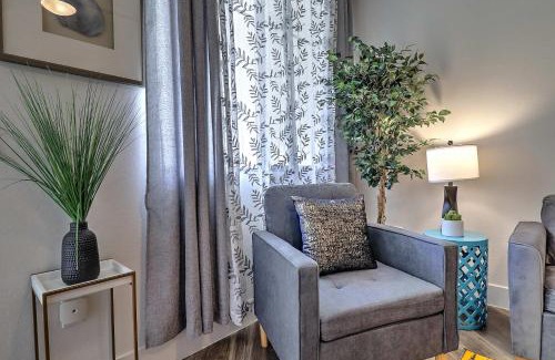 North Scottsdale Apartment | King Bed-Courtyard View-Pool-Games-Instant Booking G3043
