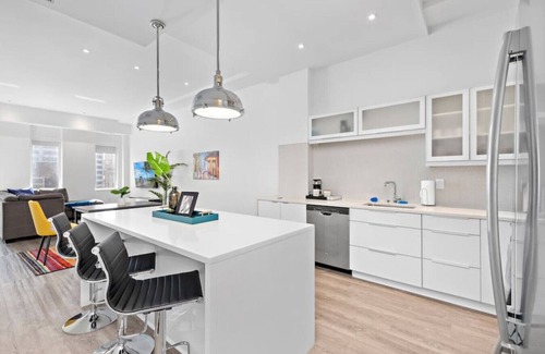 Financial District Apartment | ! King Bed ! Downtown Highrise!