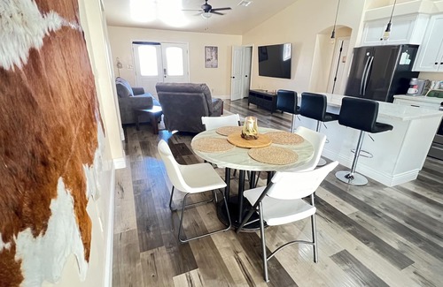 Fortuna Foothills House | King bed - hot tube, 2 queens, sofa sleeper. Home away from home.