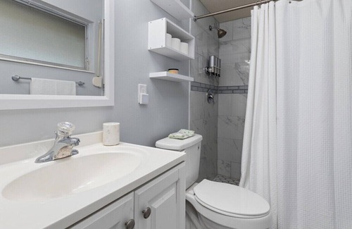 Port Charlotte House | King Bed Pet Friendly Quiet&Comfortable