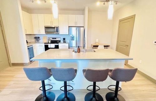 Florida Central Atlantic Coast Apartment | King Bed, Pet-Friendly, 15 Min to Parks, Amenities