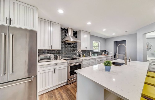 Northeast Carrollton House | King bed, Remote work, Near Highways, Family-friendly, Games, Foosball, Grill