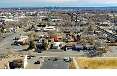 Eiber House | King Bed Studio near Downtown/Red Rocks West Colfax