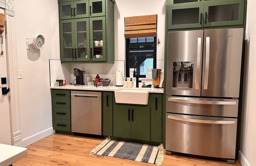 Stillwater House | King Bed Vintage charm meets Modern Lux 2bd 2bath