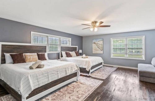 Antioch House | King beds, Free Wi-Fi, Gas Grill Cozy Antioch home