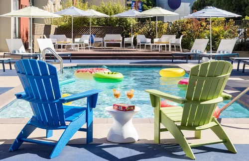 Fisherman's Wharf Hotel | King by the Bay, Caza, Partial Views, Closet to Chinatown, Pets Allowed