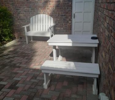 Newton Park Apartment | King Edward Inn 3