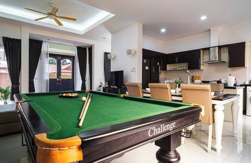 Central Pattaya Villa | King Family Massarossa Pool Villa-VIP