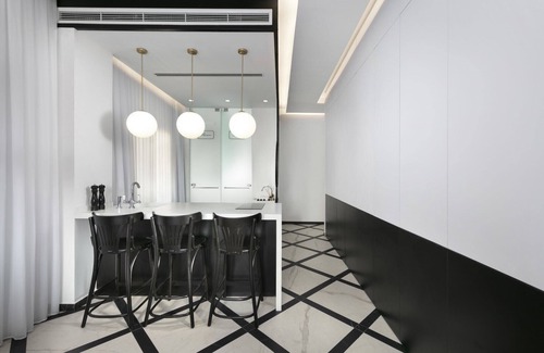 Jerusalem City Centre Apartment | King George - King Suite