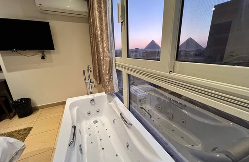 Giza House | King Khafren View INN