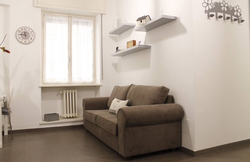 Verona City Centre Apartment | King Lear - White Rose - Apartment for 2 to 5 people at 100mt from the Arena