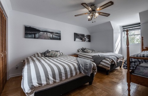 Plantagenet Ski Chalet | King of the hill