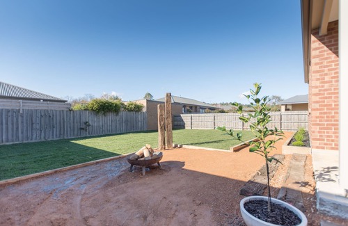 Healesville House | King Parrott Healesville