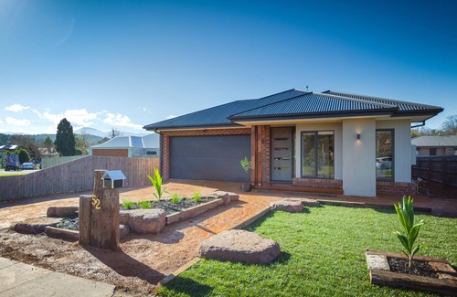 Healesville House | King Parrott Healesville