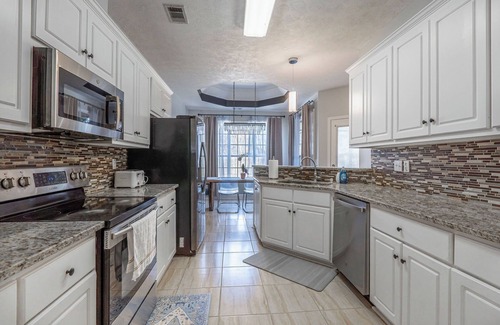 Grovetown House | King & Queens Villa at Parkside