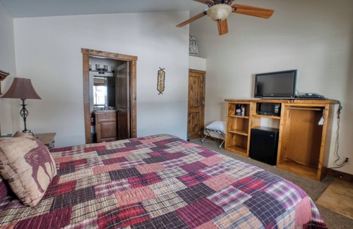 Island Park Cabin | King Room at Ponds Lodge Cabin 31 Unit 2