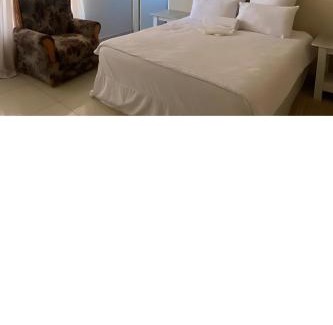 Windhoek House | King Room, En-Suite, Near City Centre Windhoek