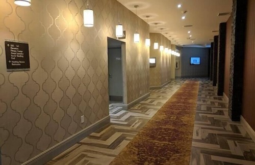 Orlando Apartment | King Room Near Mobile Culture ORL