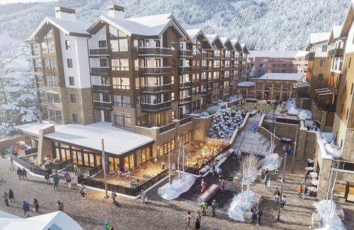 Keystone House | King Room w/Balcony | Pool, Spa & Ski Access