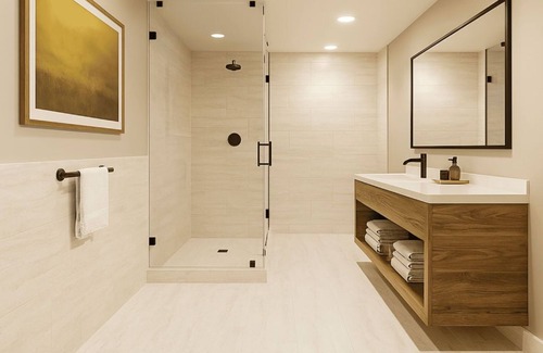 Keystone House | King Room w/Balcony | Pool, Spa & Ski Access