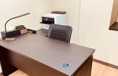 Matsuyama House | King room with office space 40 Mustsee for busi /Naha Okinawa