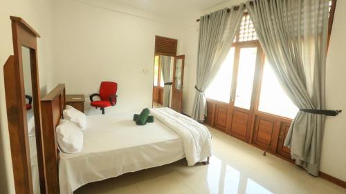 Colombo House | King's Court Kandy