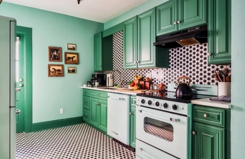 Wesley Heights Apartment | King`s Quarters Uptown
