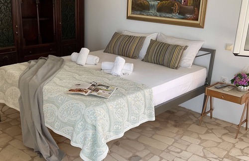 Achilleio House | King Size Bed, Sea View Terrace Room