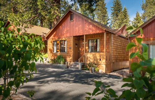 Tahoe Vista Cabin | King Studio Cottage with jet bath