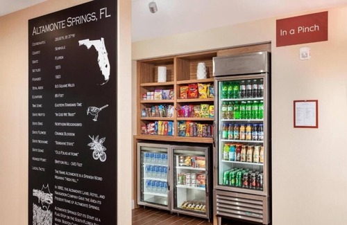 Altamonte Springs Apartment | King Studio Near Cranes Roost Park ORL