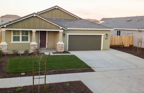 Merced House | *King Suite by hospital & UC w/Private Bathroom*