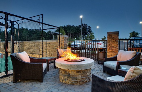 Rock Hill Condo | King Suite | Free Breakfast Buffet + Great for Business Travelers!
