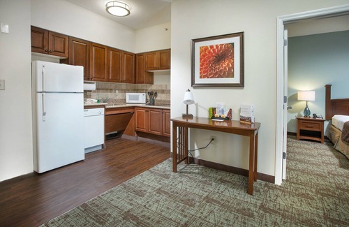 National Hills Condo | King Suite Near Bush Field Airport | Free Daily Breakfast