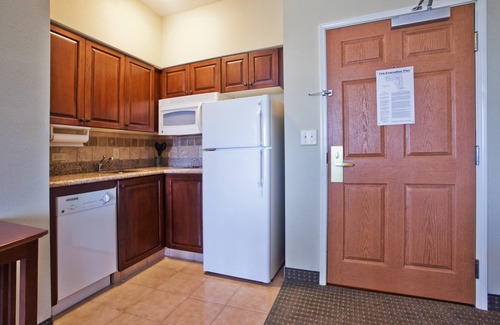 National Hills Condo | King Suite Near Bush Field Airport | Free Daily Breakfast