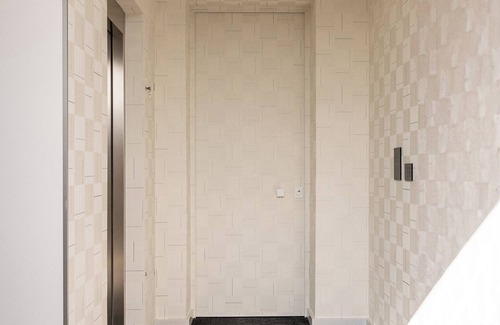 Municipio 2 House | King Suite with heated pool in the heart of Bari