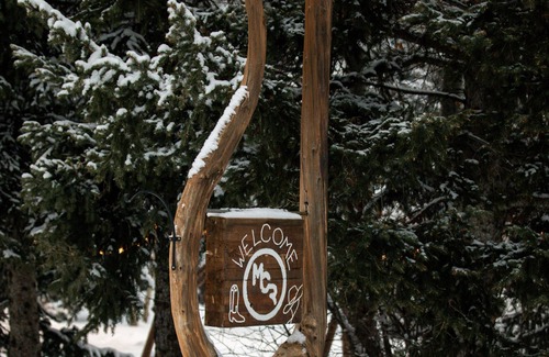 Victor Cabin | King Twin Cabin at Moose Creek Ranch