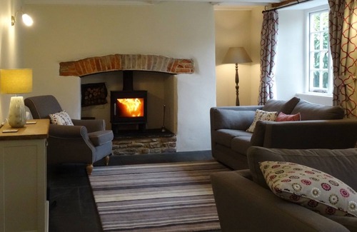 Lostwithiel Cottage | KINGBARTH, family friendly, luxury holiday cottage in Lerryn