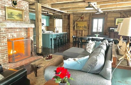 Sutton Other | Kingdom Carriage House