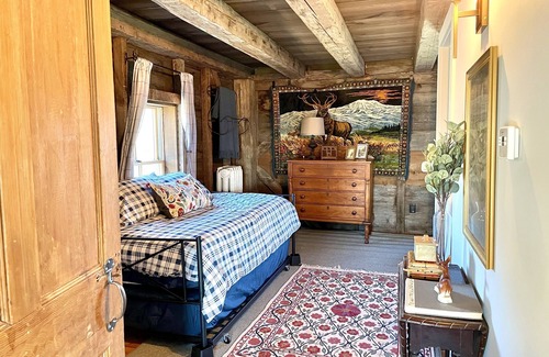 Sutton Other | Kingdom Carriage House