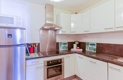 Guethary Apartment | [Kingfisher Isles] Ocean front ~ TV ~ WIFI ~ 2 bedrooms