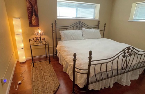 Tahoe Village Cabin | KINGSBURY GATEWAY 2Bed/1 bath-pool table-foosball 150.00 x 2 extra room x 2= 80