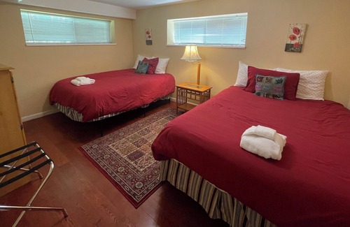 Tahoe Village Cabin | KINGSBURY GATEWAY 2Bed/1 bath-pool table-foosball 150.00 x 2 extra room x 2= 80