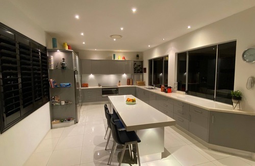 Terranora House | ☀️ Kingscliff Ocean Views, Luxury 5 bedroom Family home