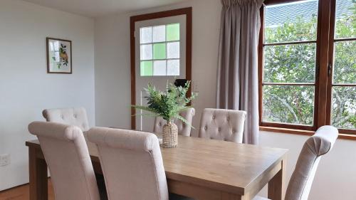 Auckland House | Kingsland Family Home