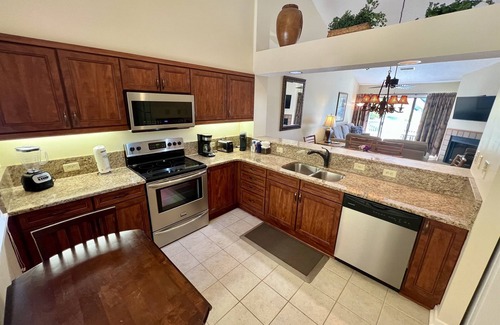 Arcadian Shores Villa | Kingston WHP 9H 2nd level Villa w/pool/beach