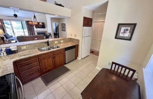 Arcadian Shores Villa | Kingston WHP 9H 2nd level Villa w/pool/beach