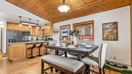 Mountainaire House | Kiowa Cabin Hideaway 6-guest Mins To Dwtntrails