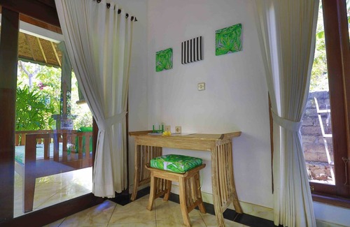 Purwakerti Cottage | Kirana Homestay - Leaf Bungalow