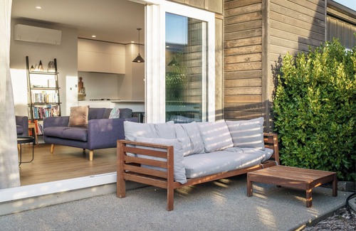 Wanaka Cottage | Kirimoko Retreat - Wanaka Holiday Home