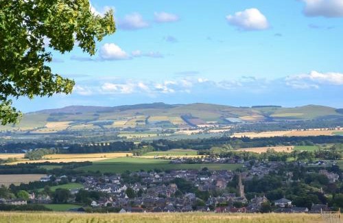 Alyth House | Kirklandbank Farmhouse